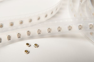 TRIMMERS-WHITE-W-CAPS-1